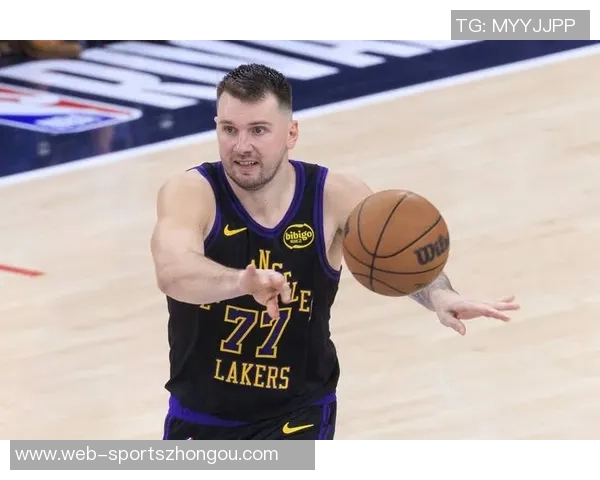 东契奇狂砍49分11板8助表现惊艳Skip质疑上赛季季后赛为何未能现身 东契奇狂砍49分11板8助表现惊艳Skip质疑上赛季季后赛为何未能现身